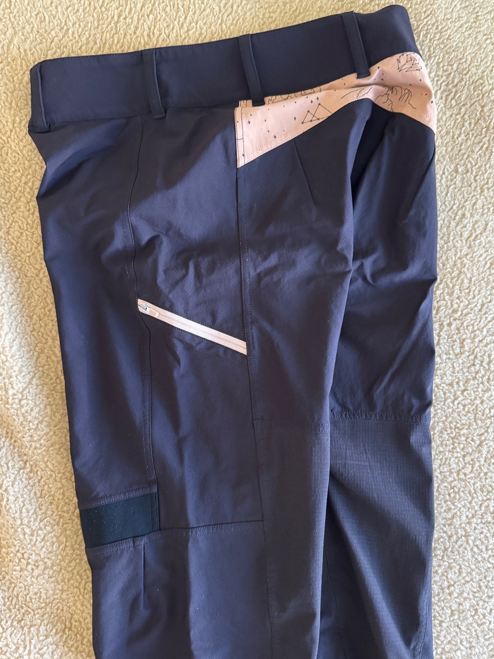 wild rye x pivot freya pant - size 8 **short inseam** - Picture 9 of 12